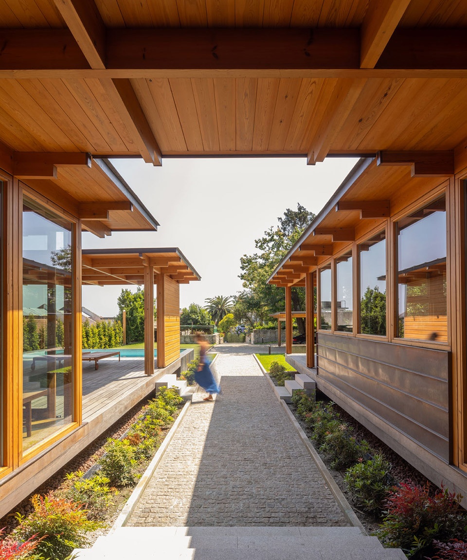 FONTINHA HOUSE by Carlos Castanheira