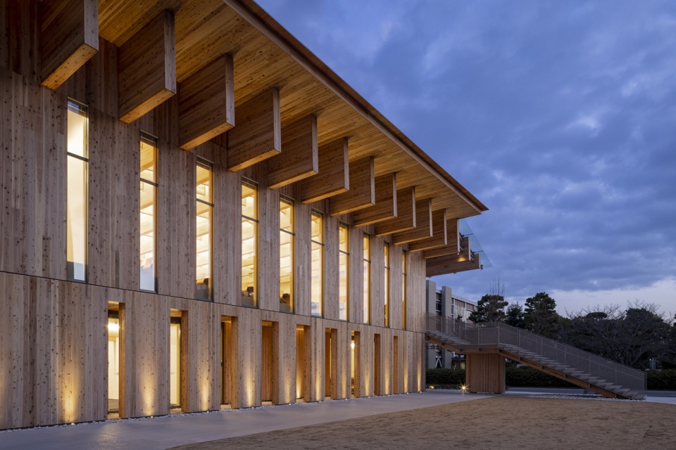 Okayama University Wooden Classroom by Kengo Kuma and Associates