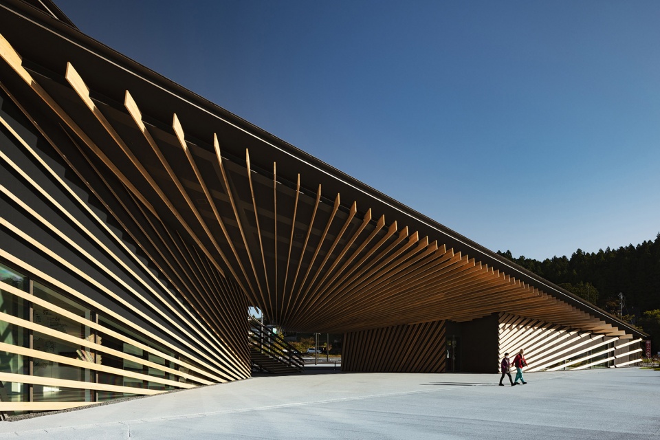 Road Station Sansan Minamisanriku by Kengo Kuma and Associates