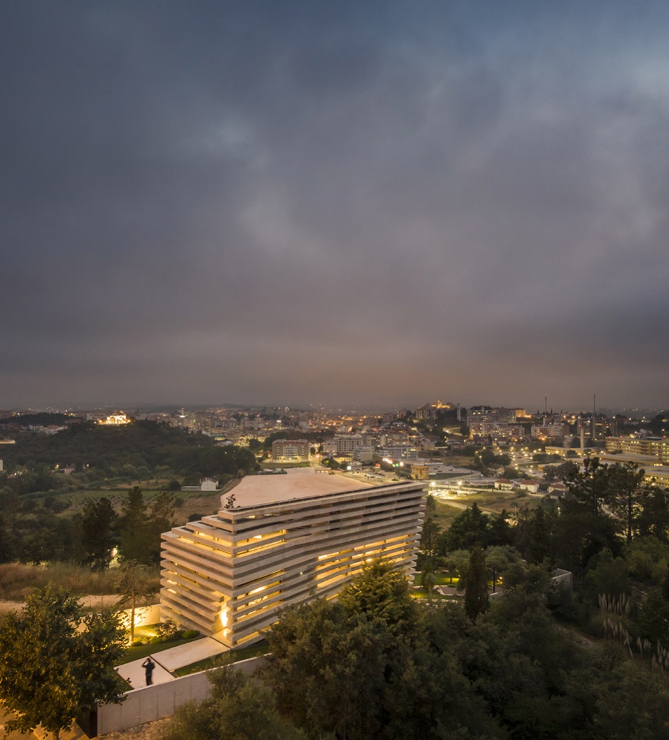 quinta do rei 18 by contaminar arquitectos