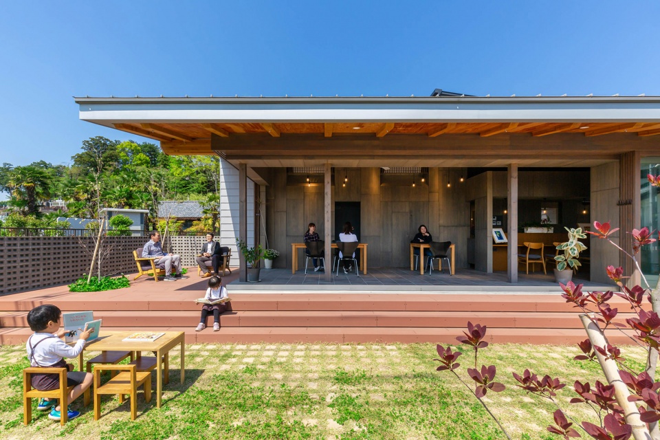 sms nursery by hibinosekkei youji no shiro