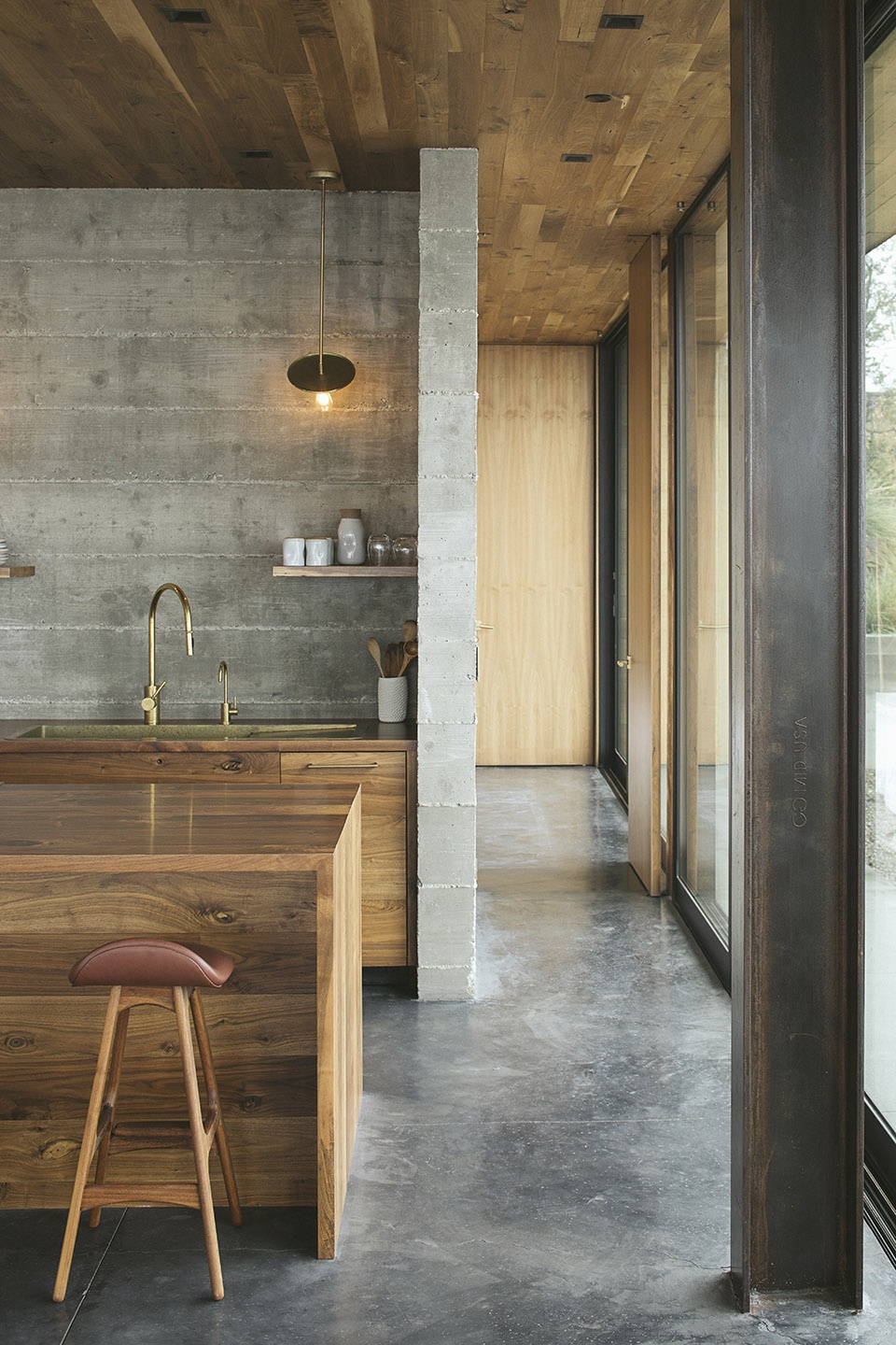Off Grid Guest House by ANACAPA Architecture Willson Design
