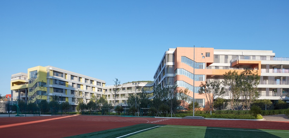 Beikang Junior High School Education Architecture Complex Jinan by Architect Hu Bo