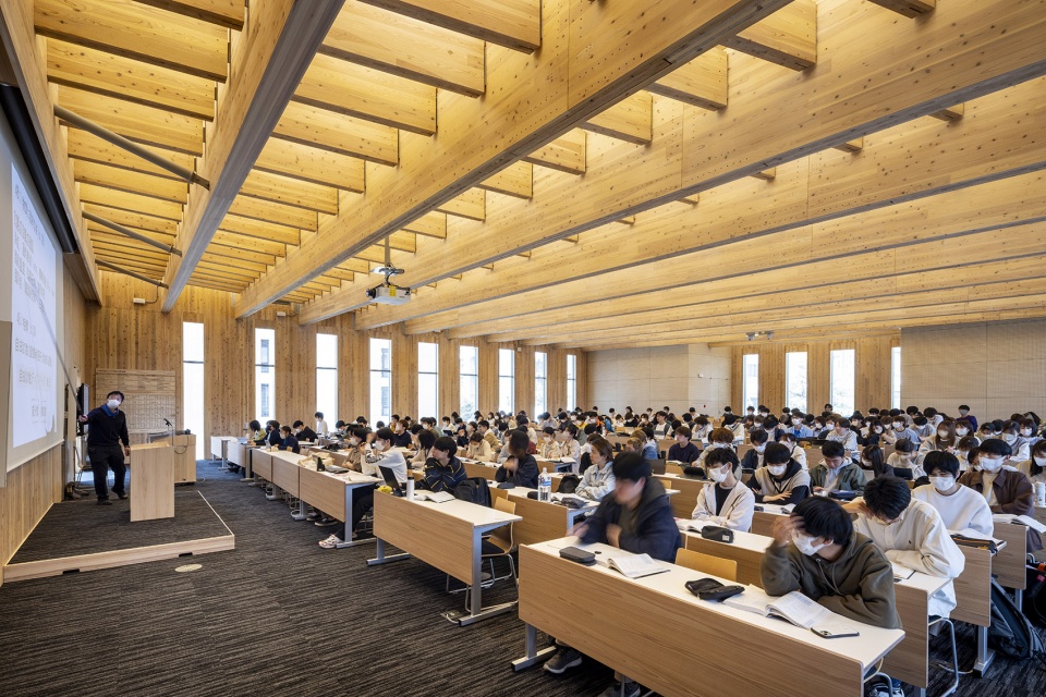 Okayama University Wooden Classroom by Kengo Kuma and Associates