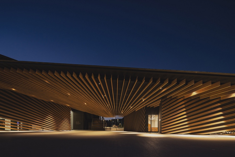 Road Station Sansan Minamisanriku by Kengo Kuma and Associates