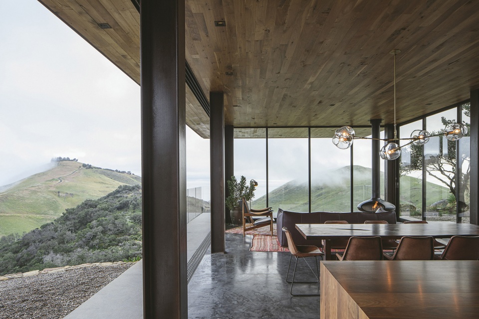 Off Grid Guest House by ANACAPA Architecture Willson Design
