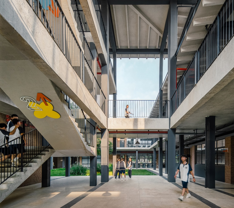 lyceum school by dl atelier