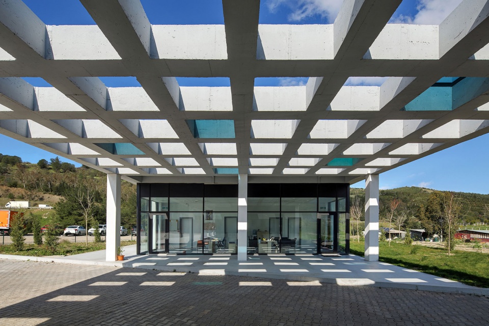 PAKO STREET ANIMAL SOCIAL LIFE CAMPUS Mert Uslu Architecture