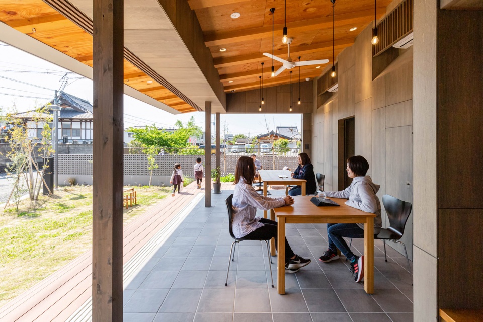 sms nursery by hibinosekkei youji no shiro