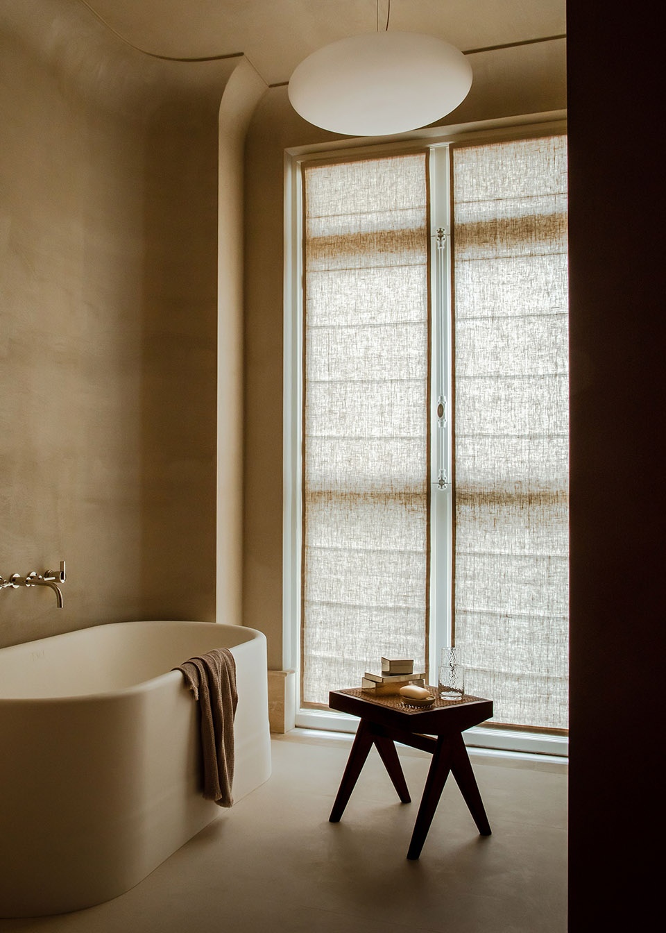 henri martin apartment by atelier mkd