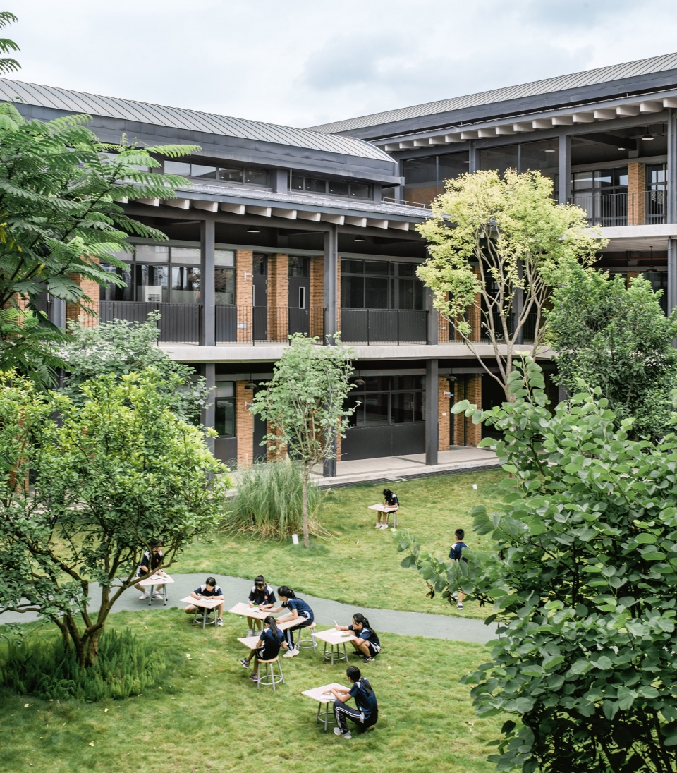 lyceum school by dl atelier