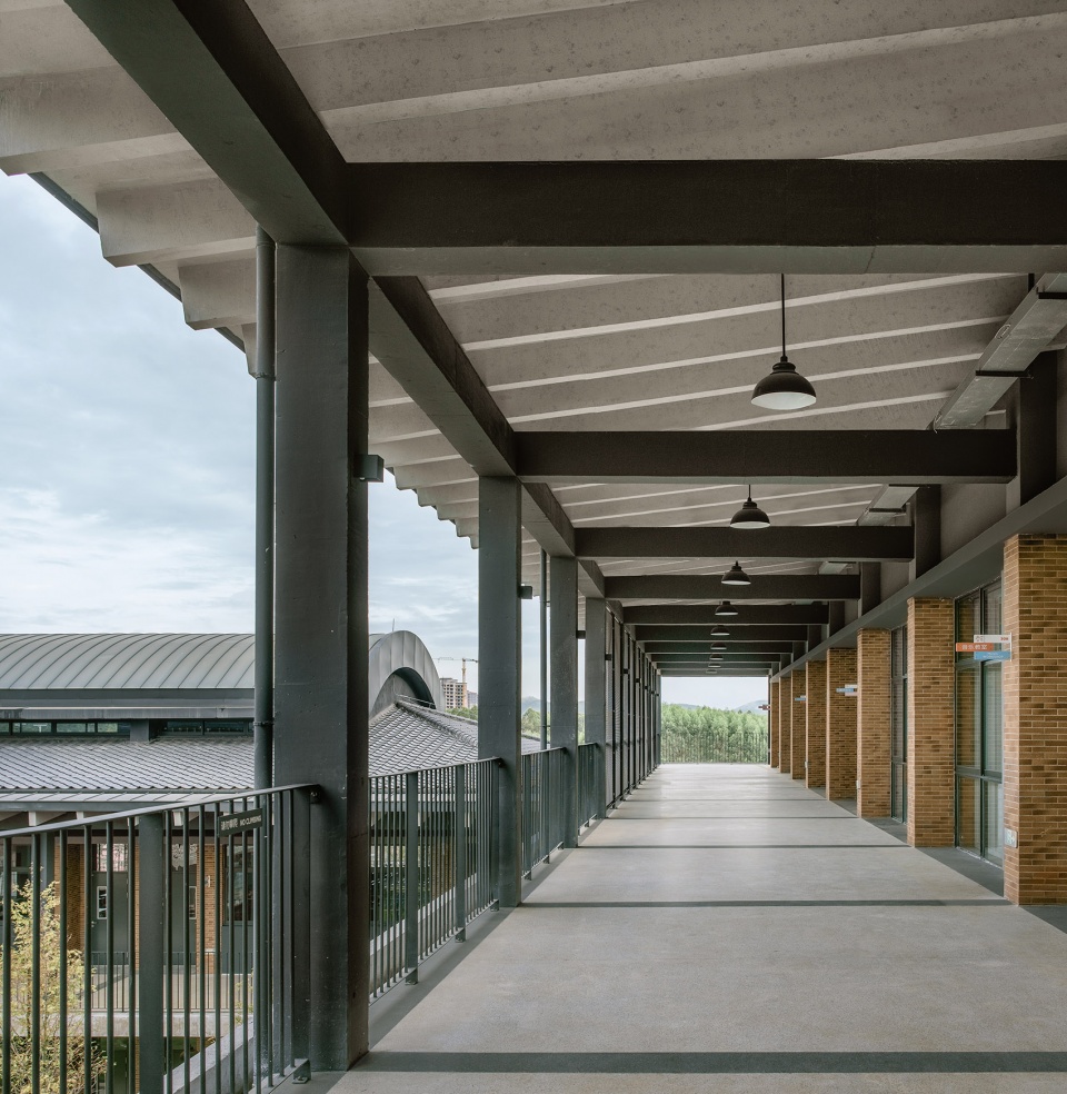 lyceum school by dl atelier