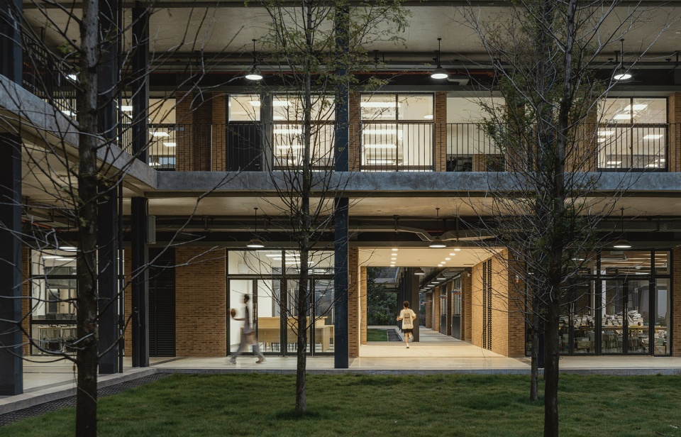 lyceum school by dl atelier