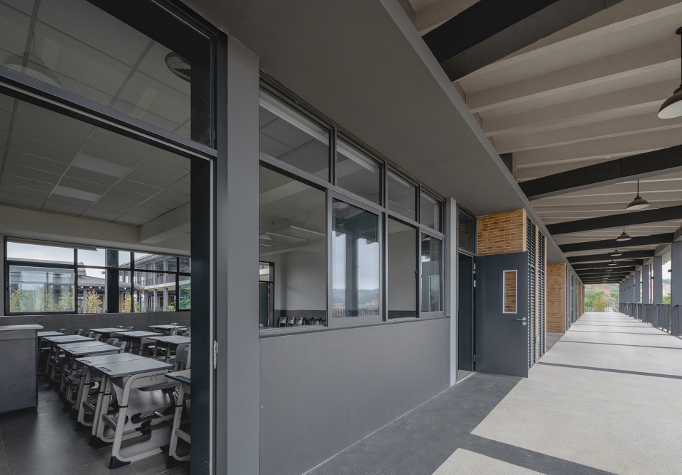 lyceum school by dl atelier