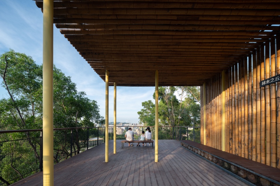 林木之丘 远眺平台近景The Hill of Forests Close View of the Viewing Deck ©TAL