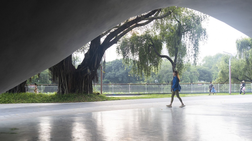 redevelopment design of the eastern entrance of shenzhen peoples park