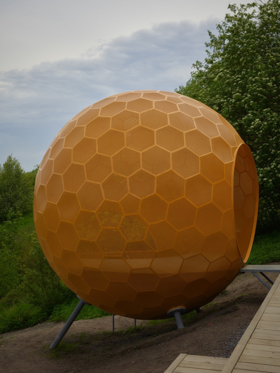 varbergstoppen playground spheres by andrenfogelstrom