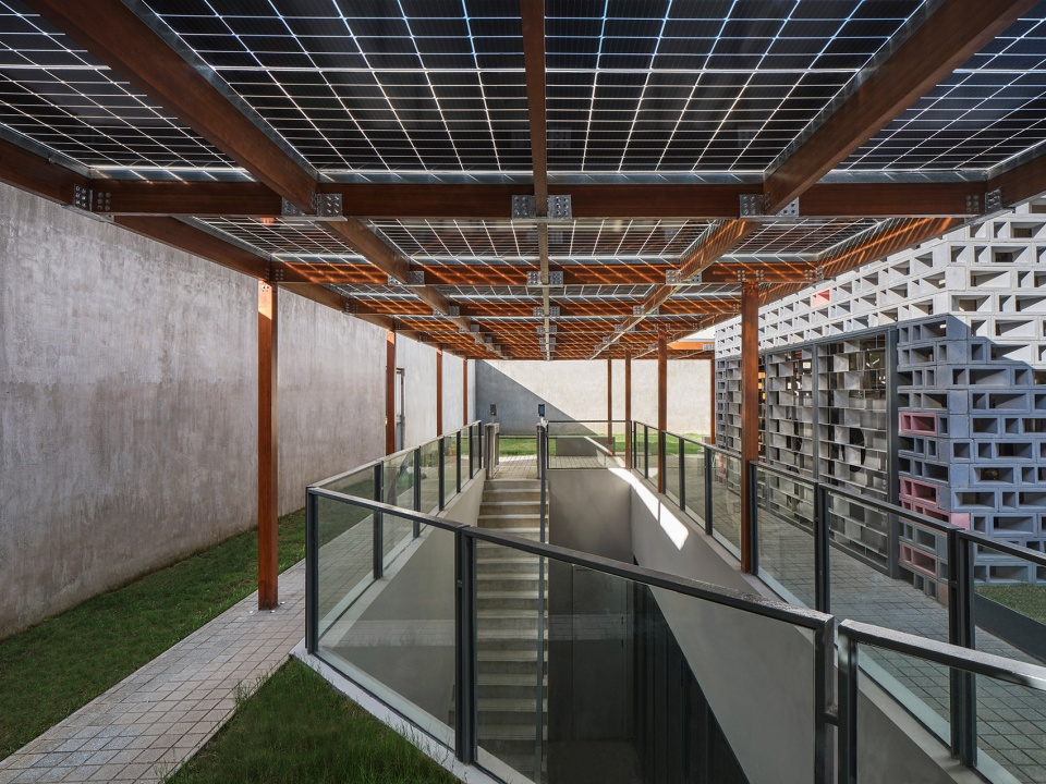 Huangpu River Yangpu Bridge Water Quality Automatic Monitoring Station Renovation by ATELIER L Tongji Architectural Design Group Co Ltd