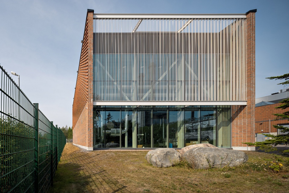 Vuosaari Heat Pump Building by Virkkunen Co Architects Ltd