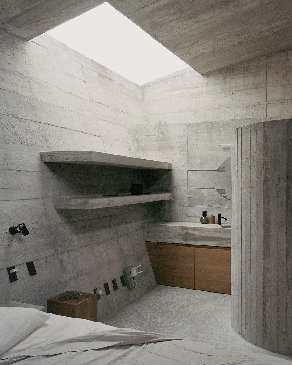 Casa VO Casa WO by Ludwig Godefroy Architecture