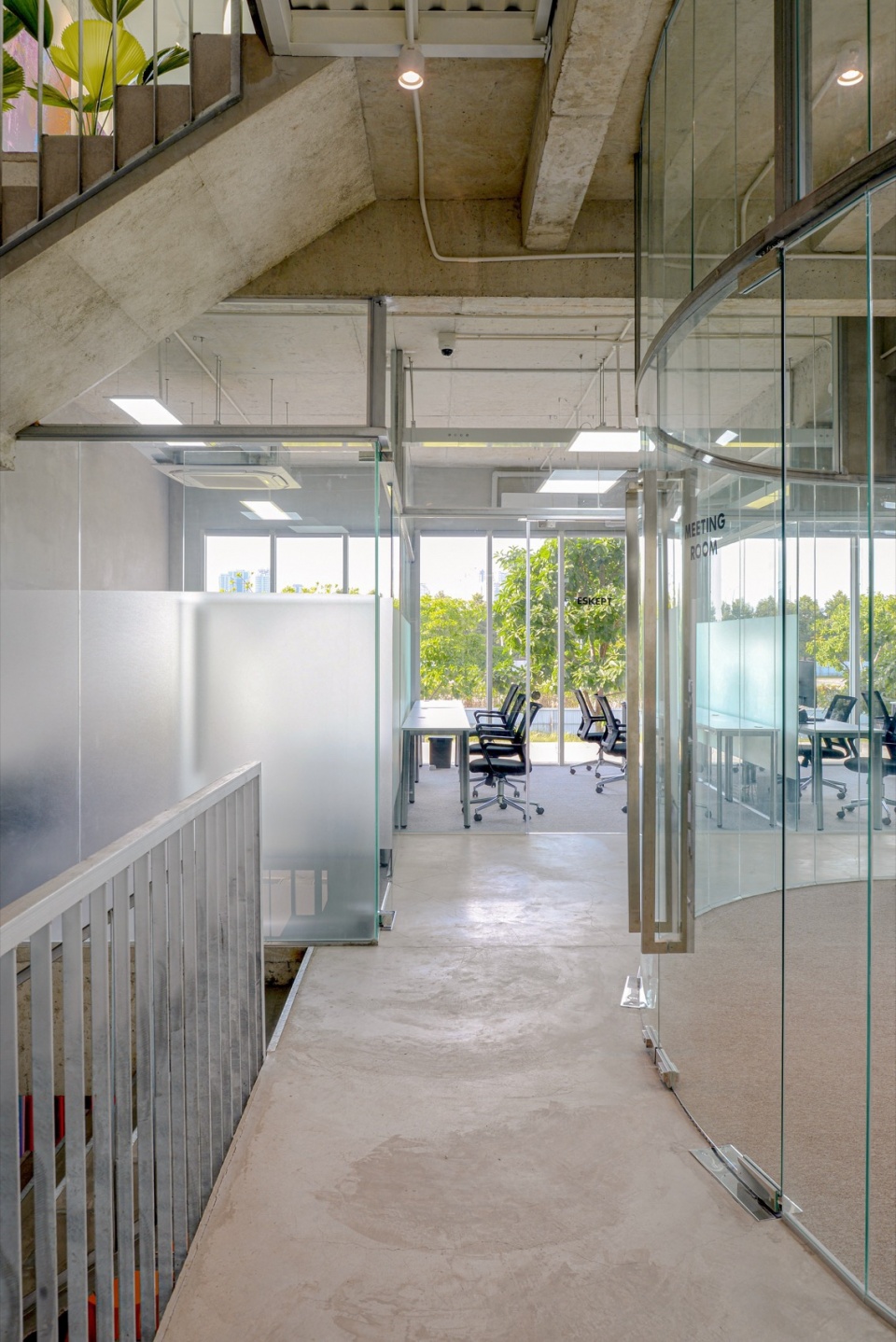 1ST FLOOR 3 inspire hub 2 hybrid office