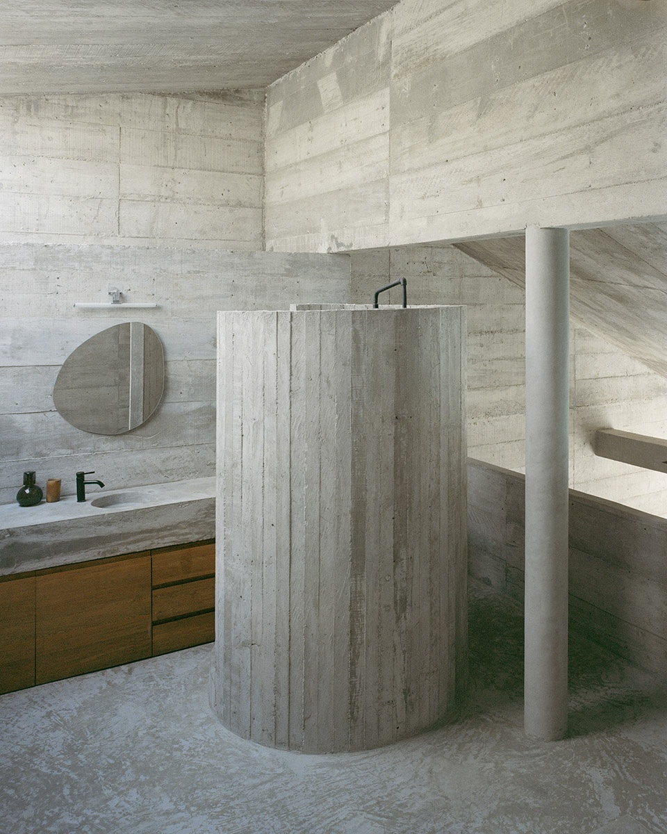 Casa VO Casa WO by Ludwig Godefroy Architecture