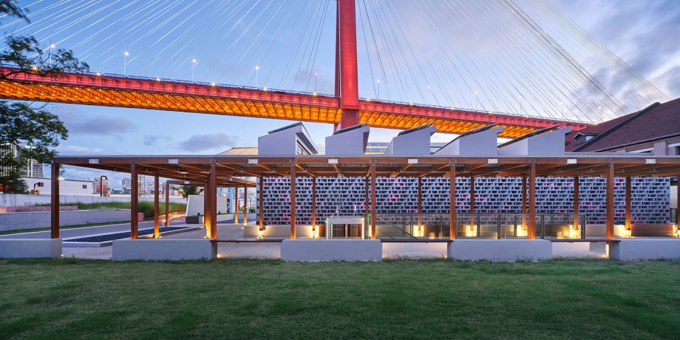 Huangpu River Yangpu Bridge Water Quality Automatic Monitoring Station Renovation by ATELIER L Tongji Architectural Design Group Co Ltd