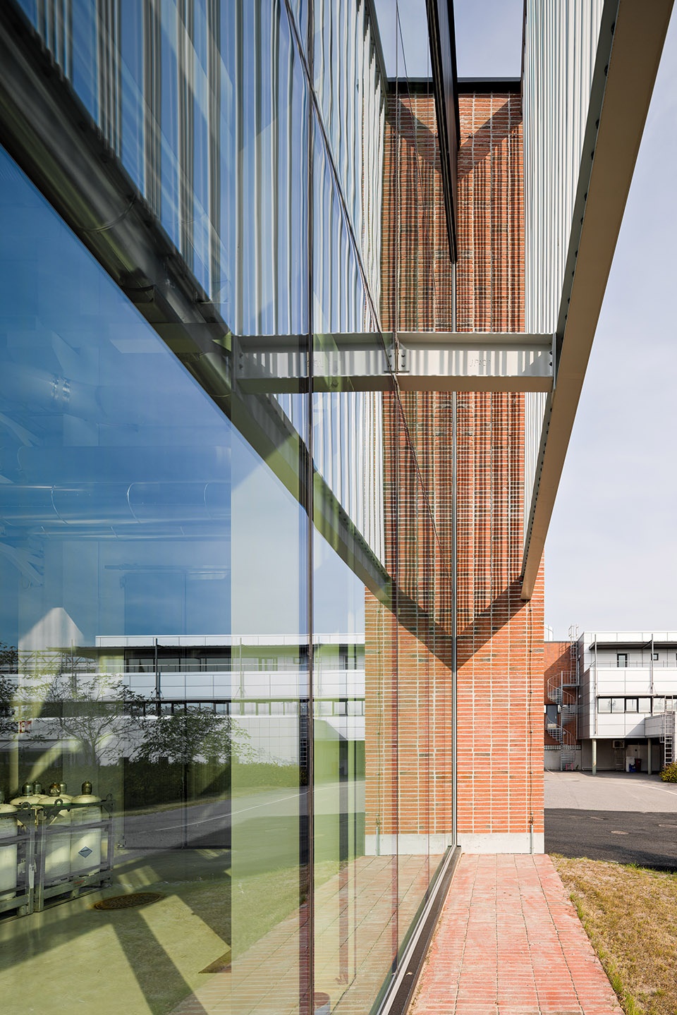 Vuosaari Heat Pump Building by Virkkunen Co Architects Ltd