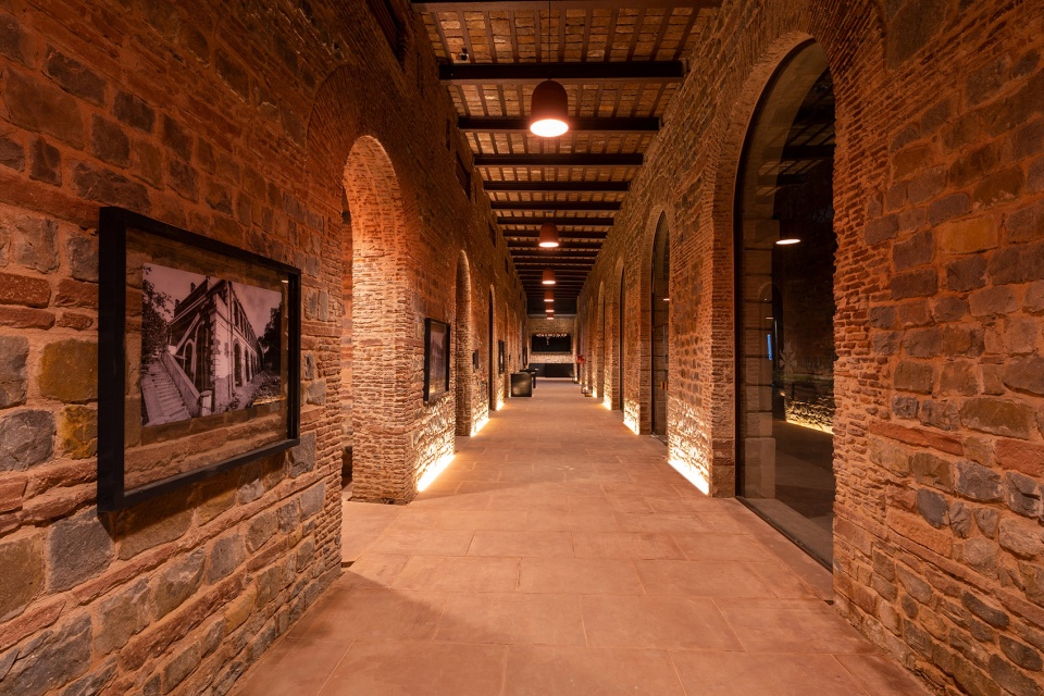 Red Fort Centre by Design Factory India