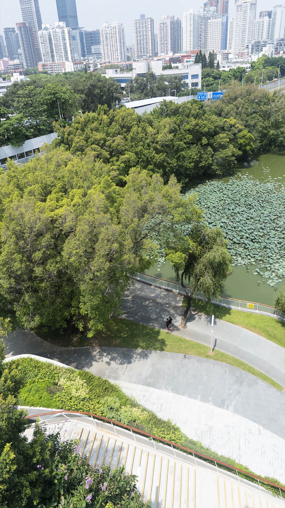 redevelopment design of the eastern entrance of shenzhen peoples park