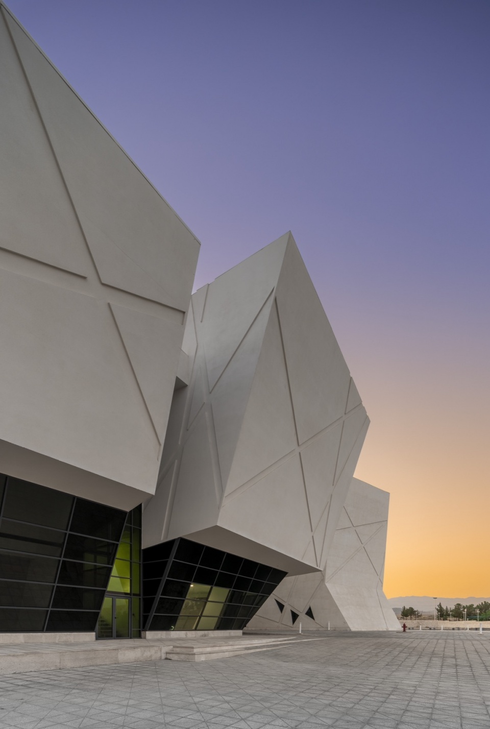 university of semnan auditorium and library by new wave architecture