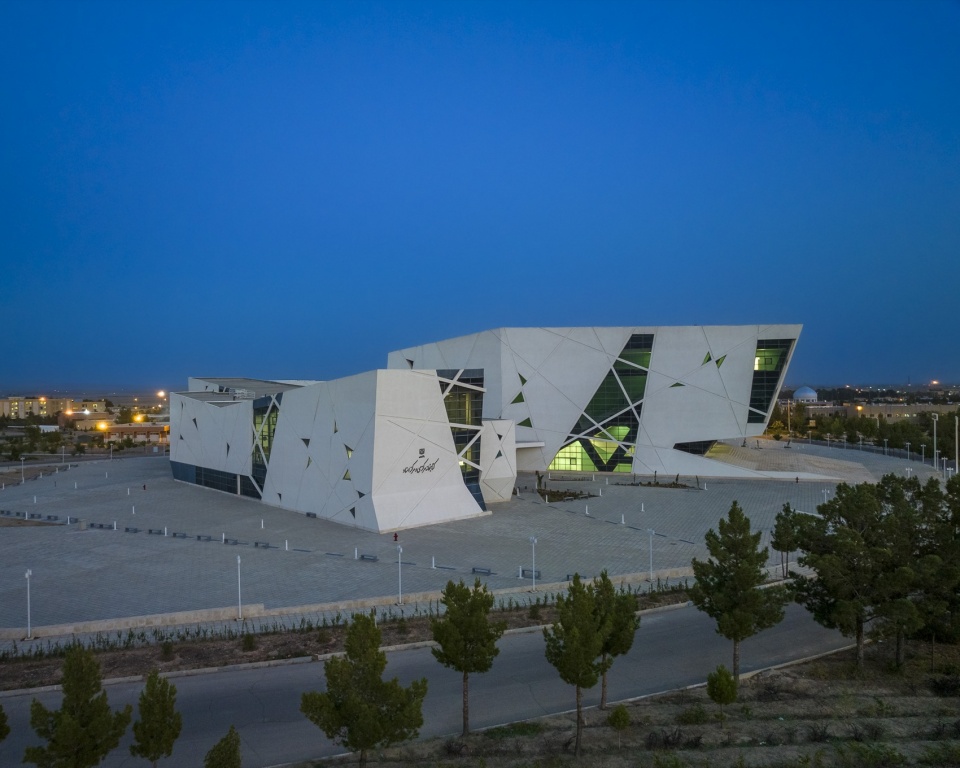 university of semnan auditorium and library by new wave architecture