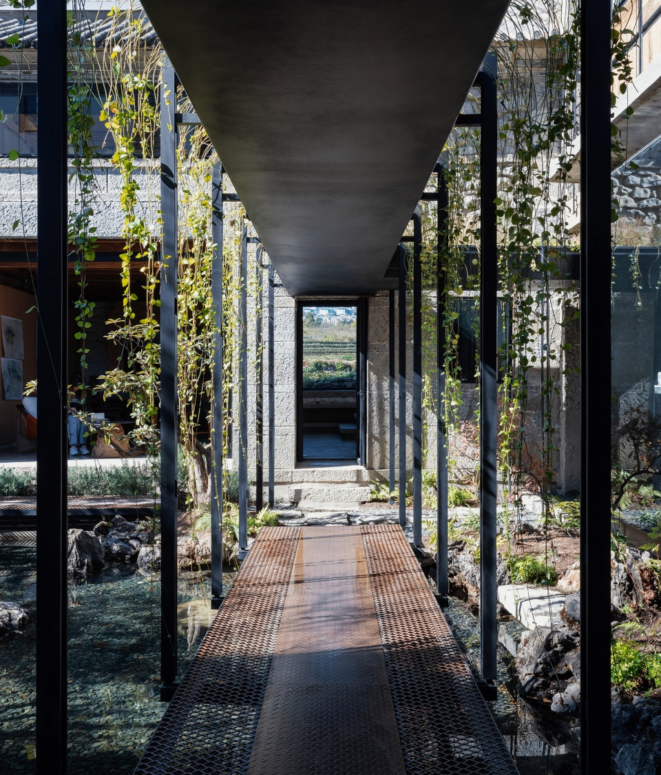 ruins cave garden by arconnect architects