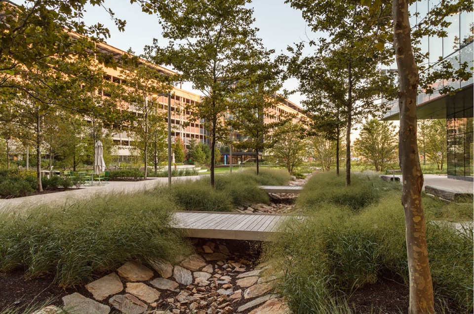 2022 asla general design award of honor from brownfield to green anchor in the assembly square district ojb