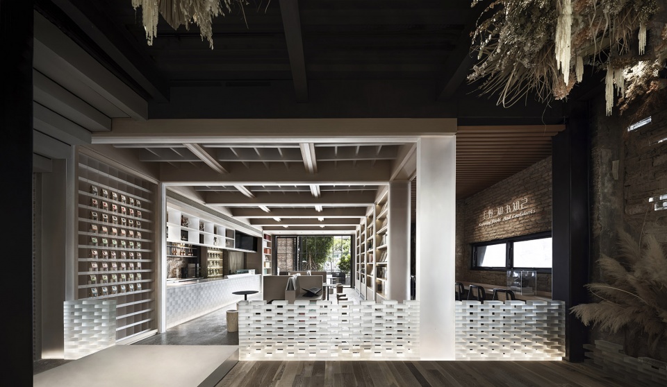 gooood archive bookstores in china