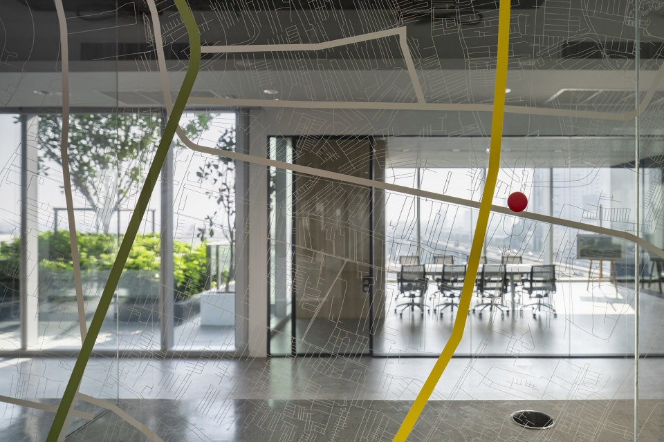 aia east gateway by creative crews