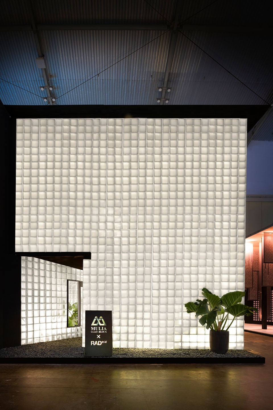 Paradoxical Spatial Installation RADar