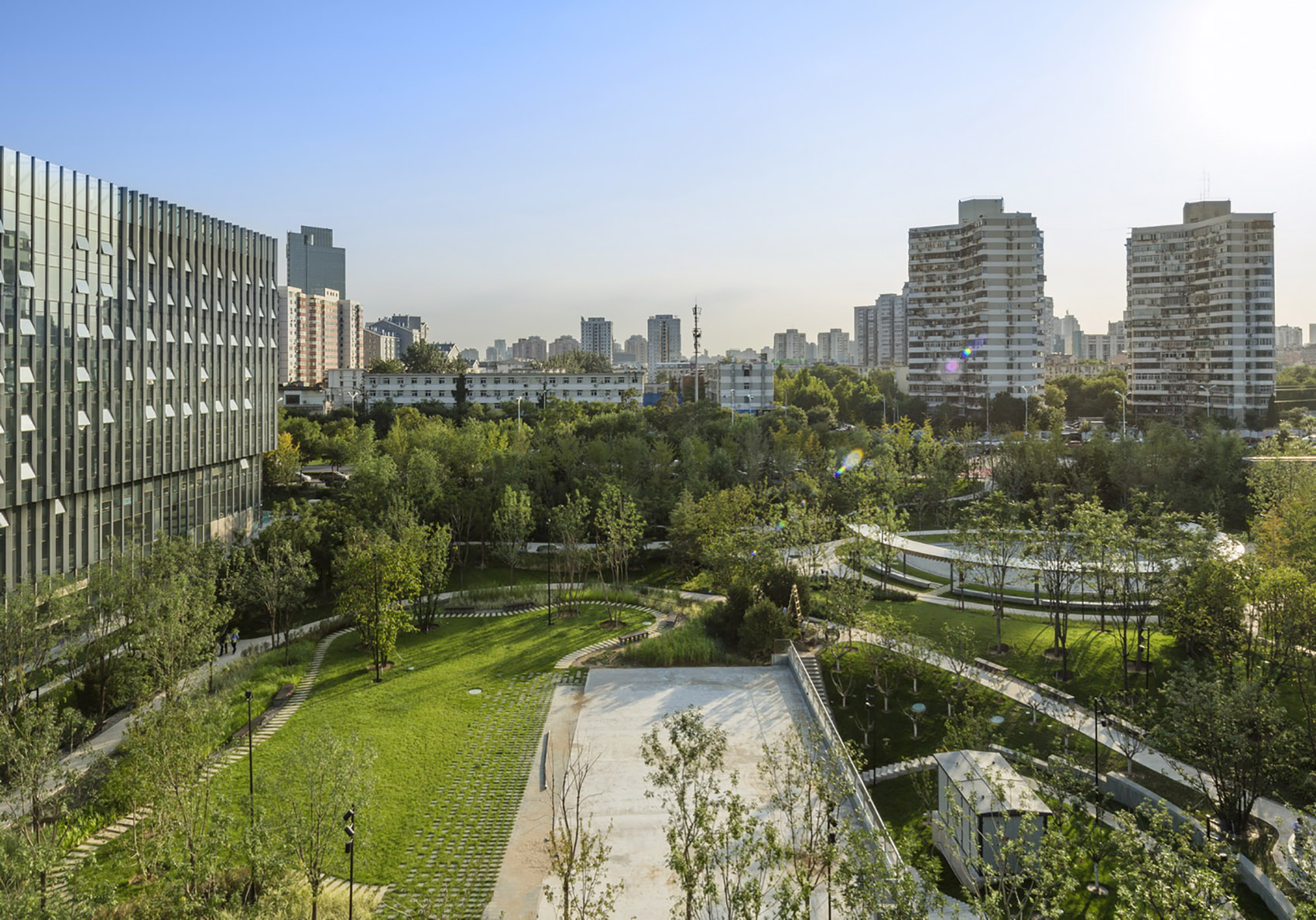 Landscape architecture design of Lei Shing Hong Center Beijing by R land PLACEMEDIA
