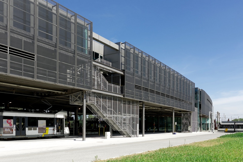 oostende station by dietmar feichtinger architectes