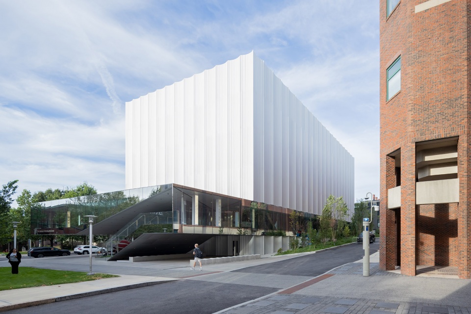 The Lindemann Performing Arts Center by REX