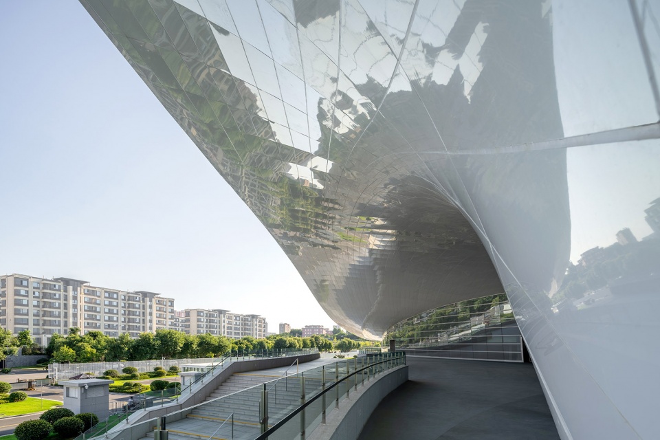 xian qujiang sports complex by aedas