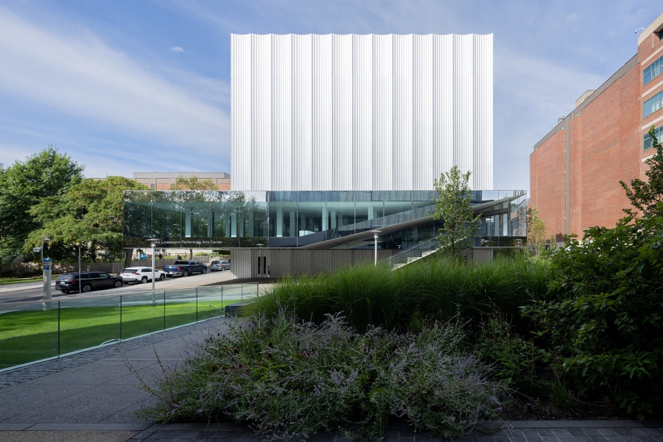 The Lindemann Performing Arts Center by REX