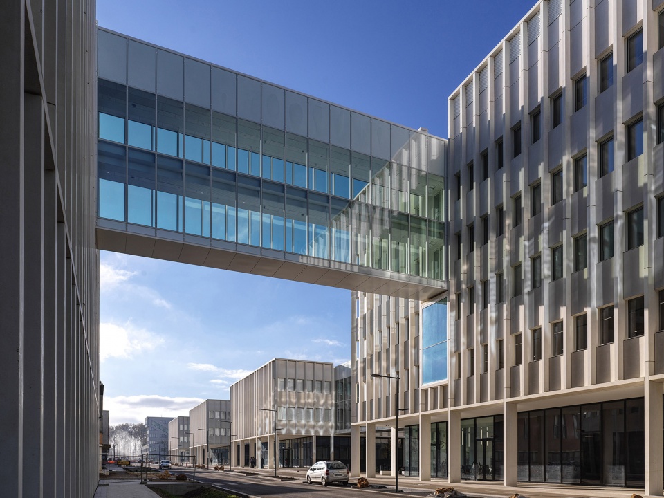 biology pharmacy chemistry center bernard tschumi groupe 6