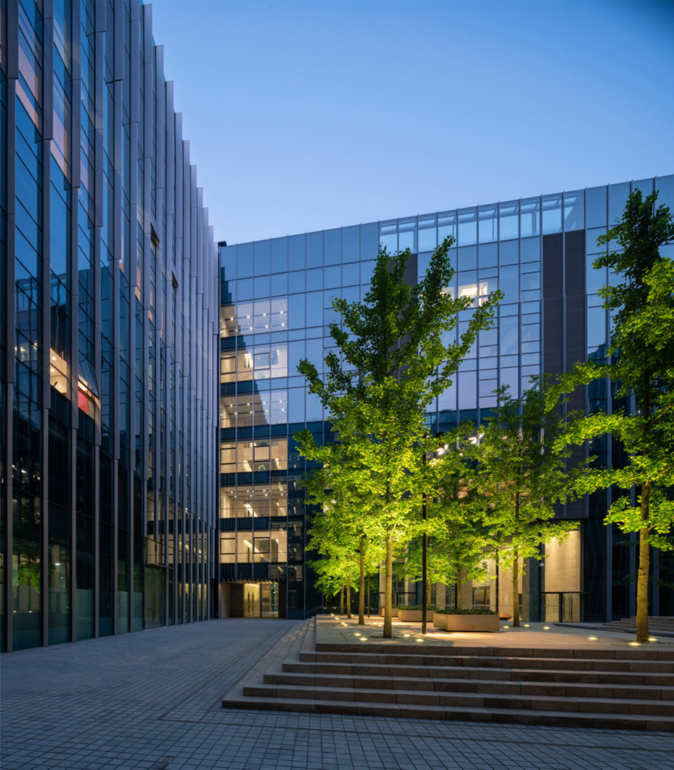 Landscape architecture design of Lei Shing Hong Center Beijing by R land PLACEMEDIA