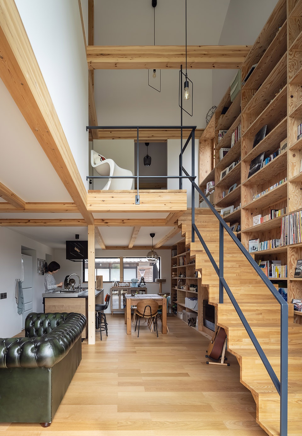 House on the Skirts of mt Katsuragi by YYAA