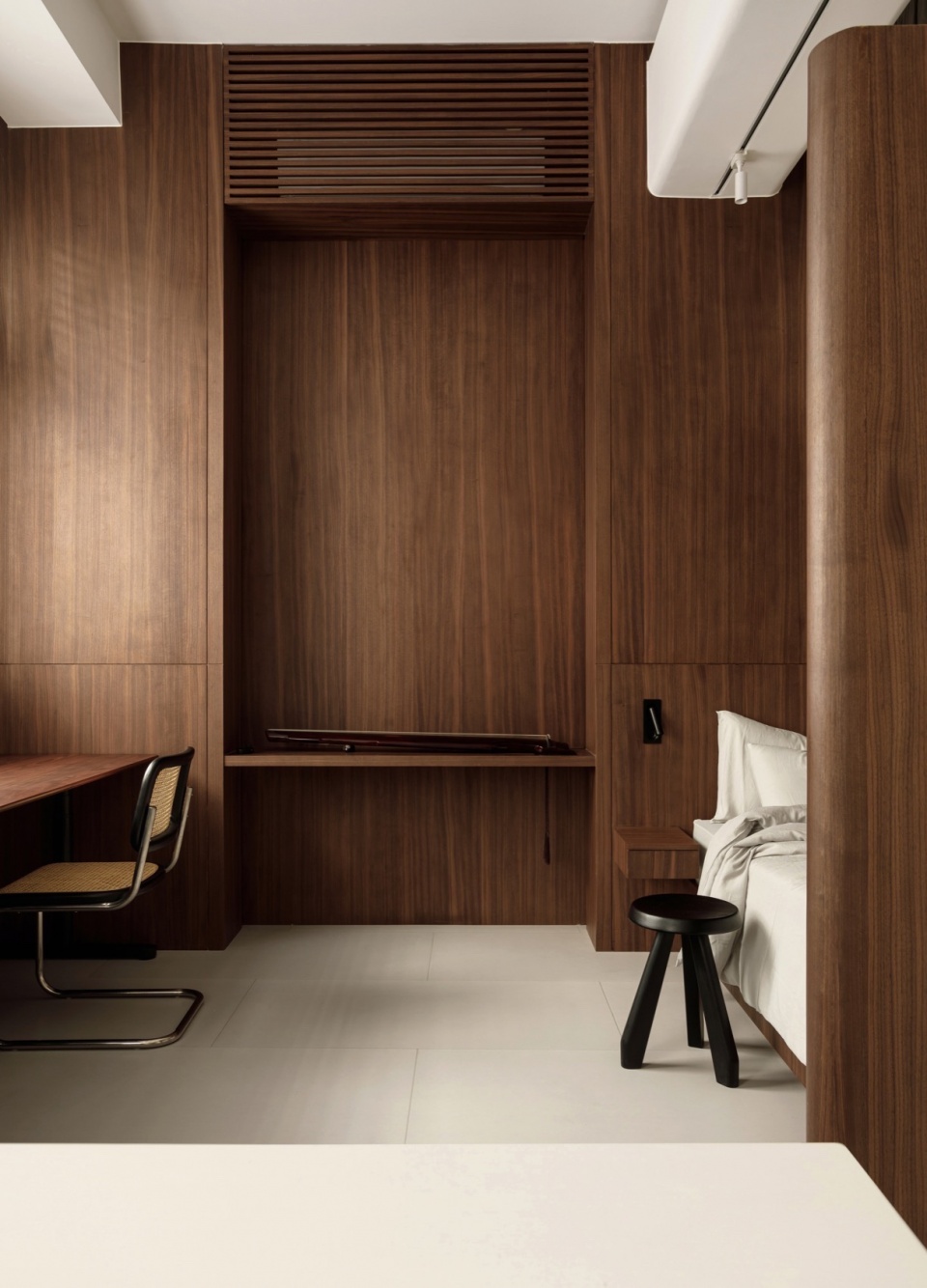 guqin apartment by chenshi design