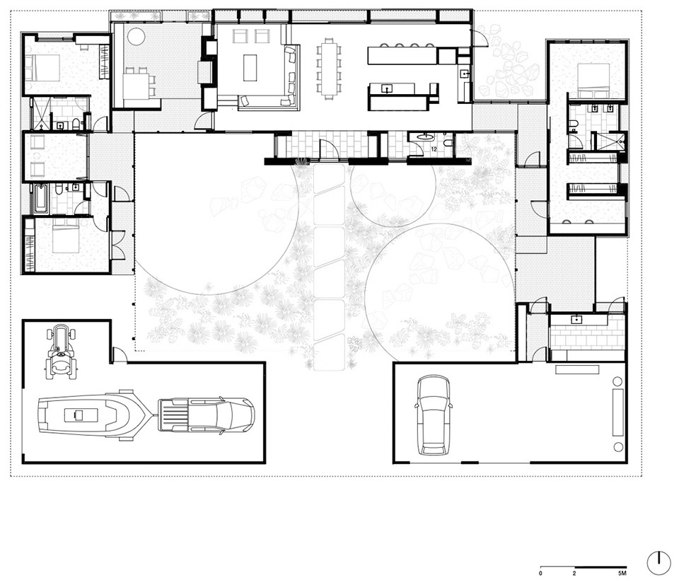 House in the Dry by MRTN Architects