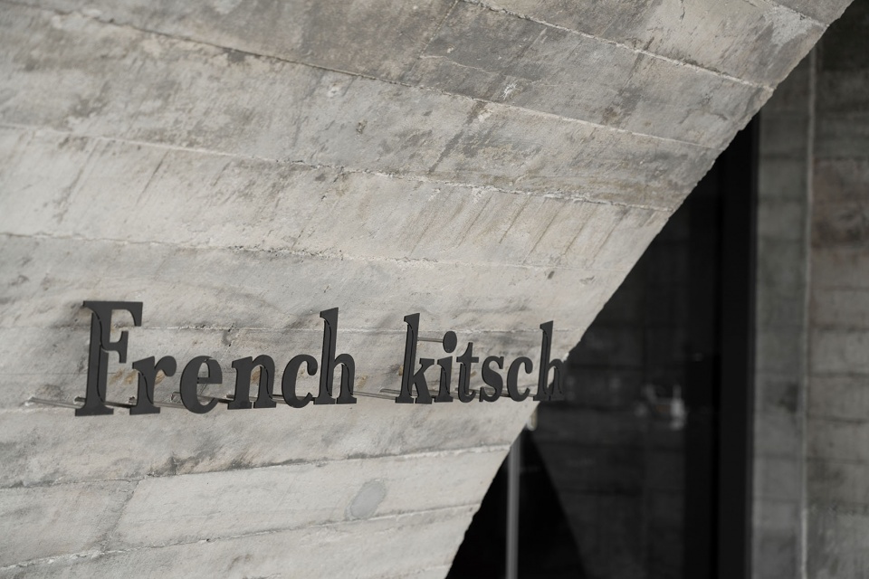 French Kitsch III TOUCH Architect
