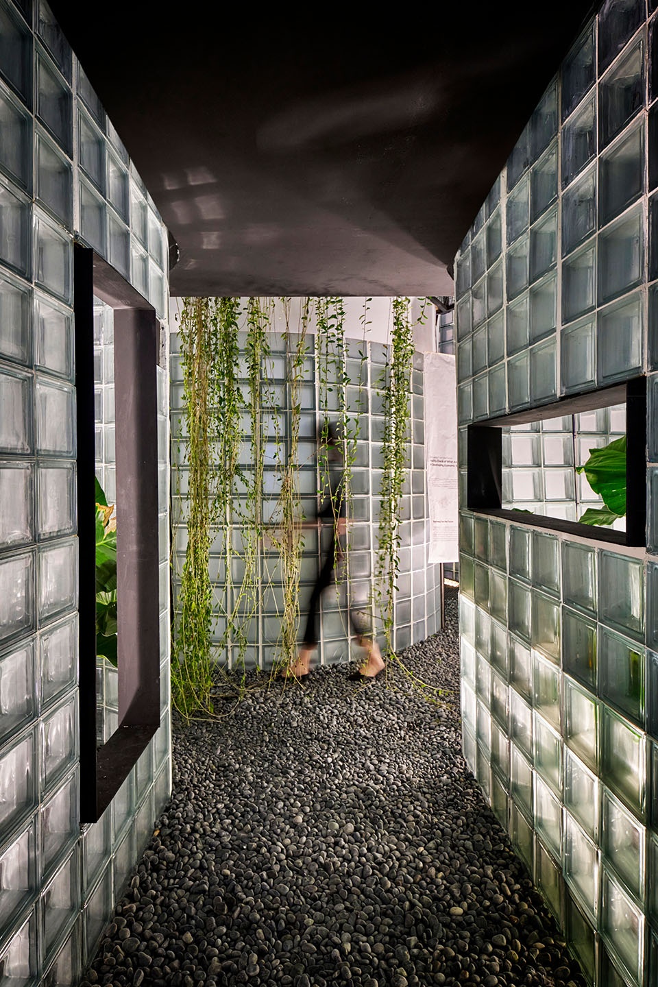 Paradoxical Spatial Installation RADar