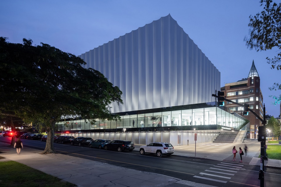 The Lindemann Performing Arts Center by REX